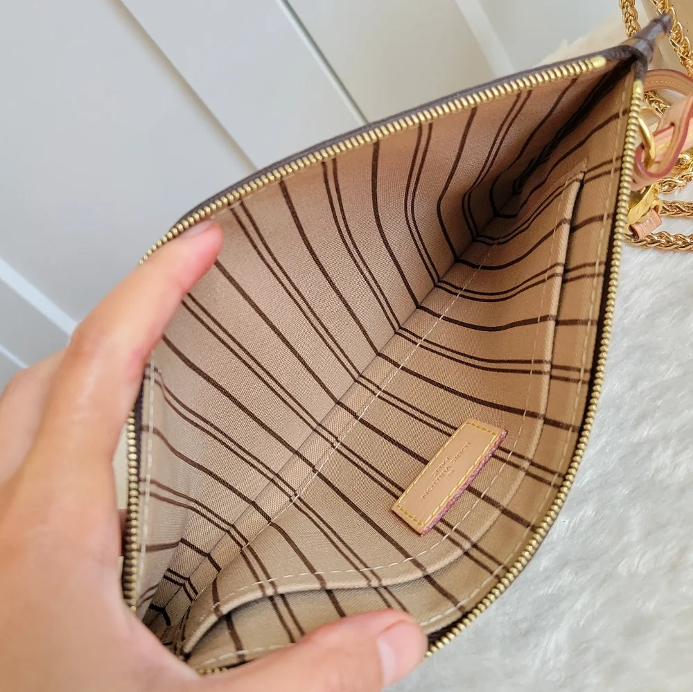 Louis Vuitton Neverfull Clutch Wristlet Crossbody - Monogram